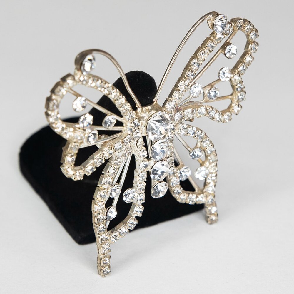 Rhinestone Butterfly Decorative Pin‎ Brooch - Picture 2 of 8